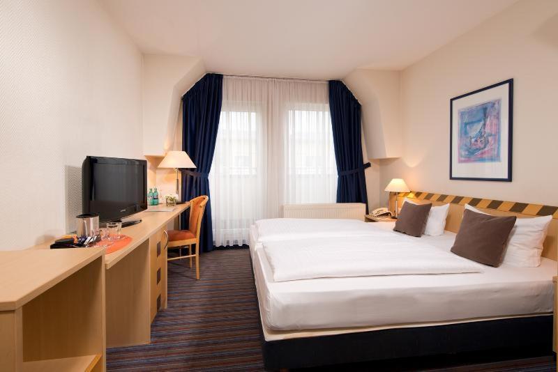 Achat Hotel Dresden Elbufer الغرفة الصورة